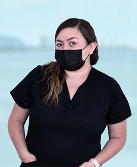 best dental implant dentist in cancun